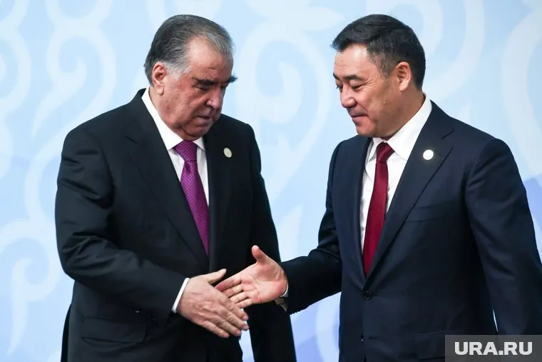 Президенты Киргизии и Таджикистана проведут общую церемонию