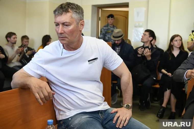 Ройзман рассорил силовиков