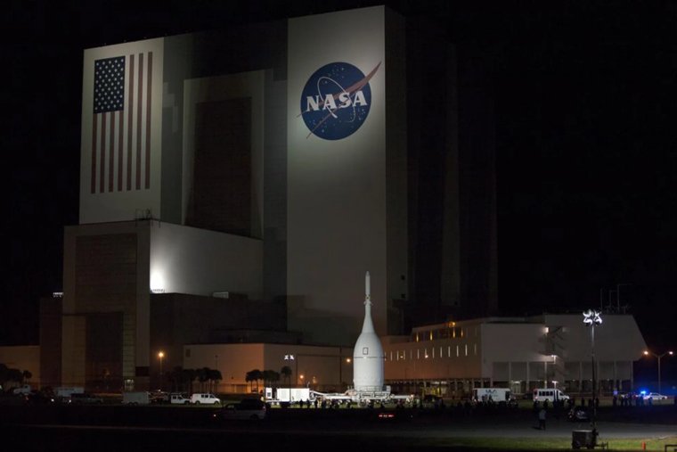 NASA удалило данные об астероиде 2025 US6 после появления болида над РФ