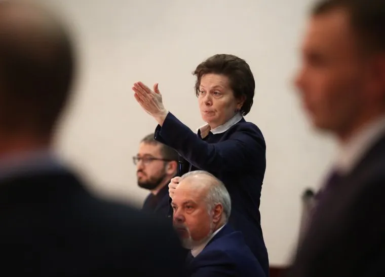 Встреча губернатора ХМАО Натальи Комаровой с дольщиками компании «СеверСтрой». Сургут 