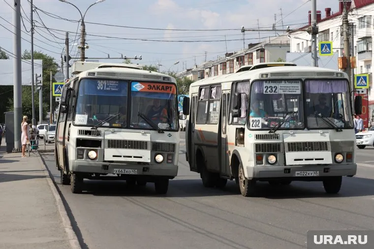 Автобусы принимают купоны-талоны не у всех курганских школьников
