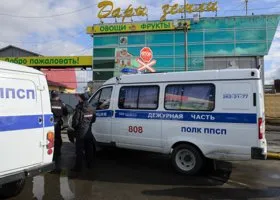 Судебные приставы принудительно закрыли рынок на скандальной овощебазе № 4 в Екатеринбурге