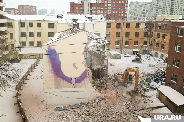 На месте здания ПРОМЭКТа застройщик хочет возвести две высотки