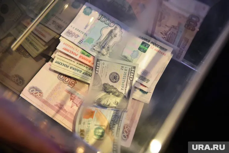 Министерства не смогли использовать 850 млрд рублей