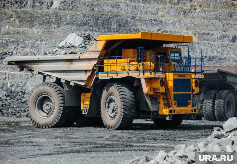 Из шин получаются покрытия для детских площадок и стадионов