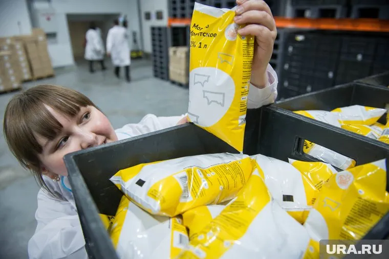 Употребление молока из пакетов может серьезно ударить по печени и эндокринной системе