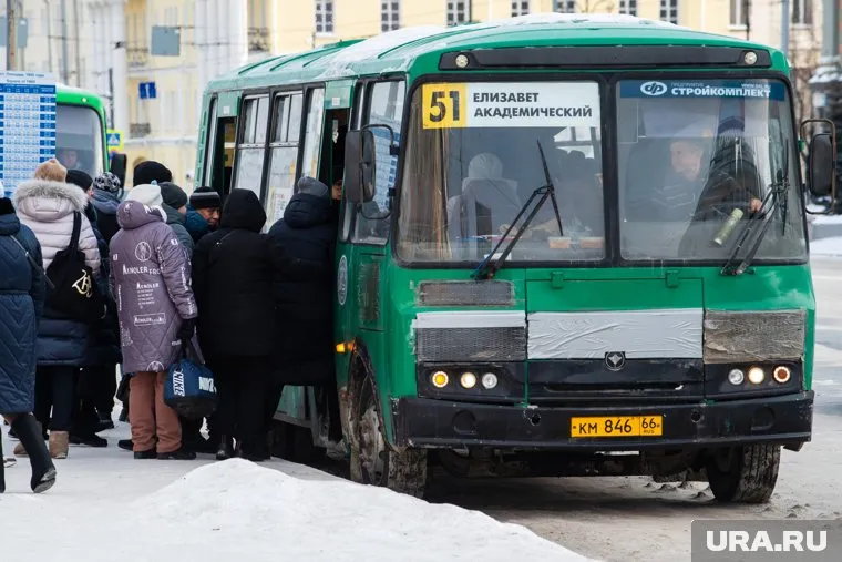 Изначально перевозчиков планировали перевести на новые контракты до конца 2024-го