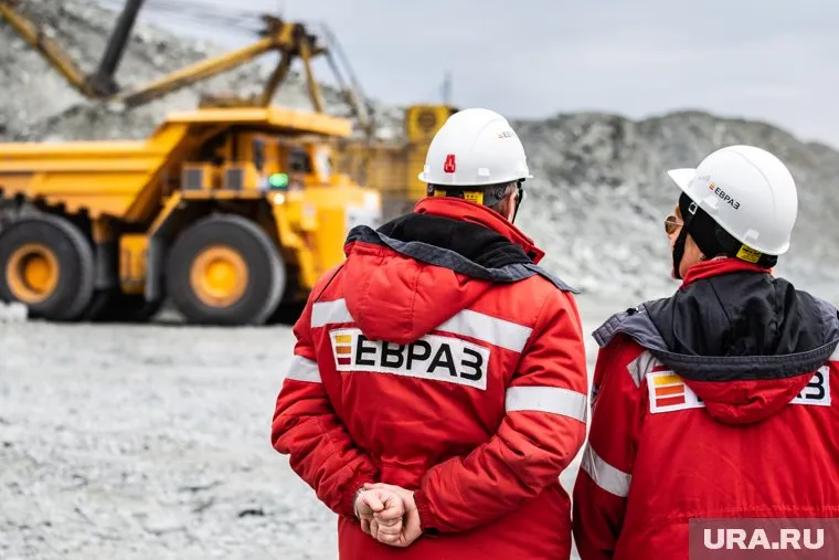 Основателю ЕВРАЗа Александру Абрамову запретили пользоваться самолетами и судами в воздушной Зеландии