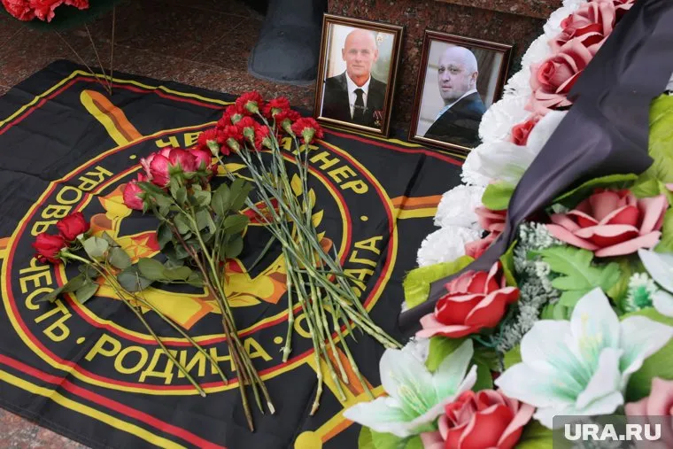С момента гибели Дмитрия Уткина и Евгения Пригожина прошло 40 дней (архивное фото)