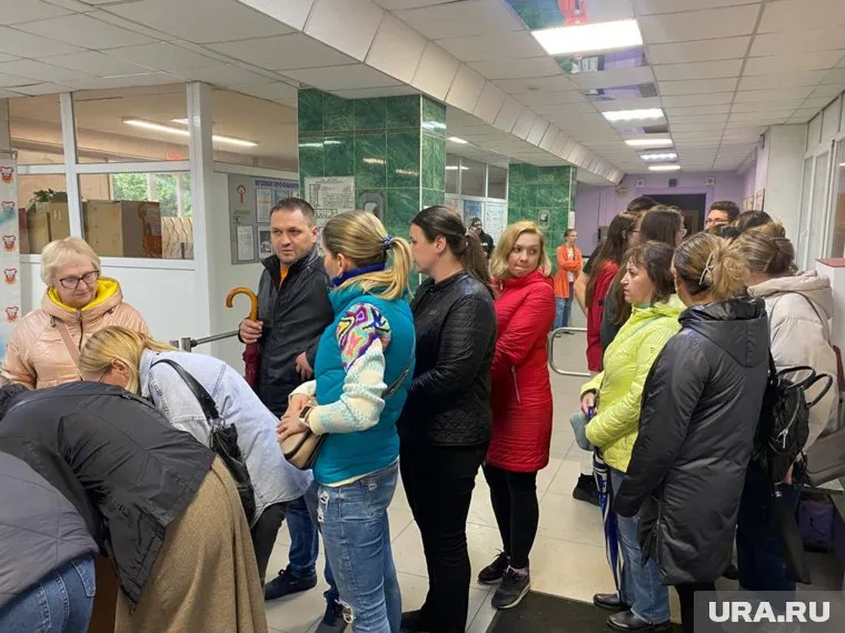 Родители рассказывают, как много патриотического воспитания в их лицее