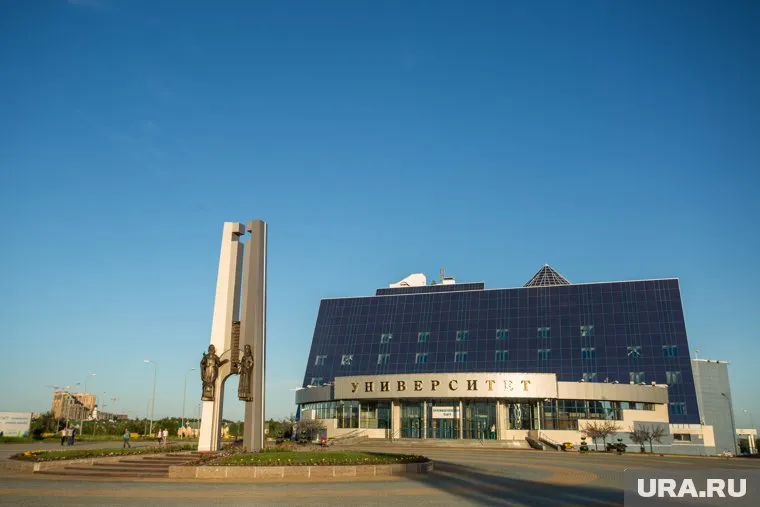 Директор охранной фирмы написал заявление в полицию на руководство вуза