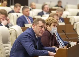 Губернатор Махонин опроверг повышение своего ближайшего соратника