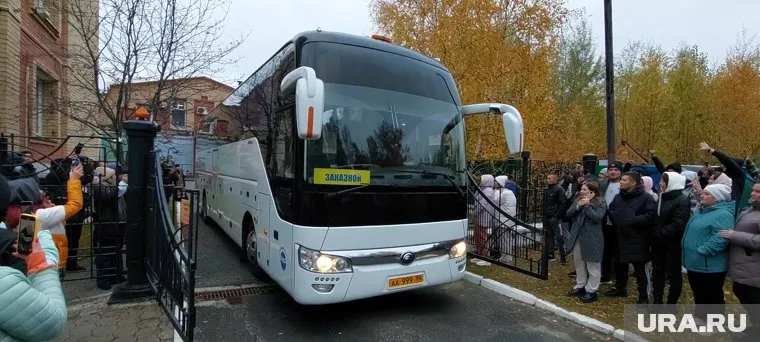 Первый автобус с мобилизованными из ХМАО отправился из Ханты-Мансийска