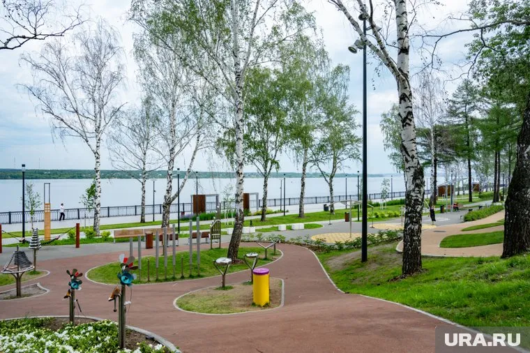 На набережной появятся пешеходные и велодорожки, беседки и скамейки, игровые и спортивные площадки