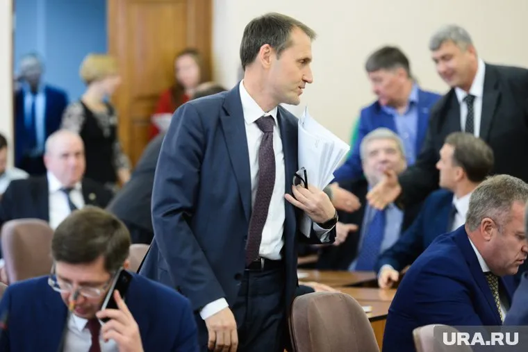 Юрий Параничев не успел уволиться