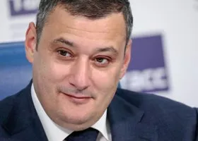 Хинштейн избавился от приставки «врио», став губернатором Курской области: биография, карьера, взгляды
