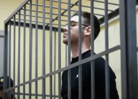 Уже четыре парламентские партии считают, что следствие жестит с редактором URA.RU