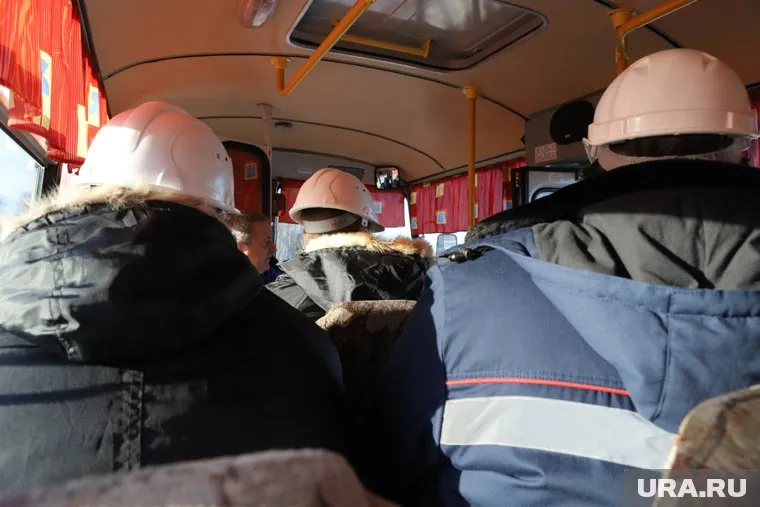 Власти назвали условия возвращения вахтовиков из Якутии в Курган (архивное фото)