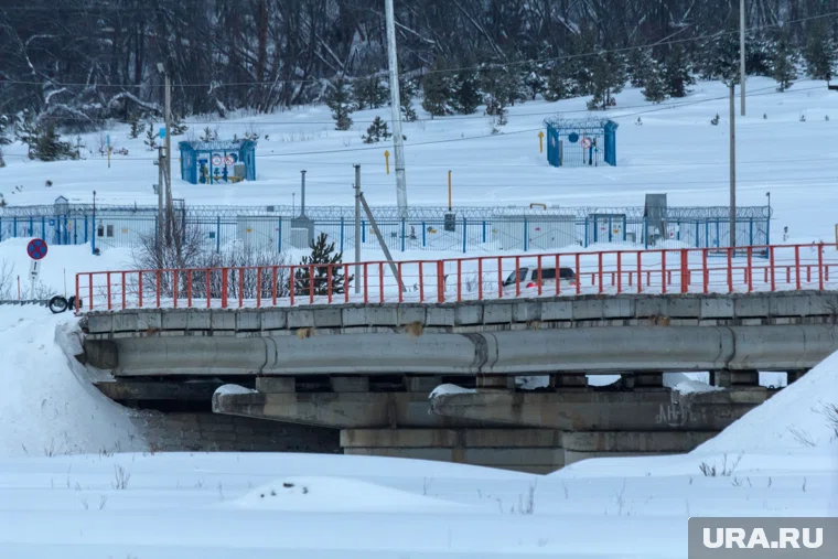 Ограничения продлятся не менее полутора часов