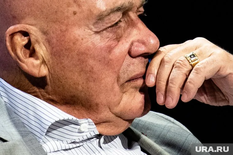 Владимир Познер рассказал, что победил рак с помощью своевременного вмешательства медиков