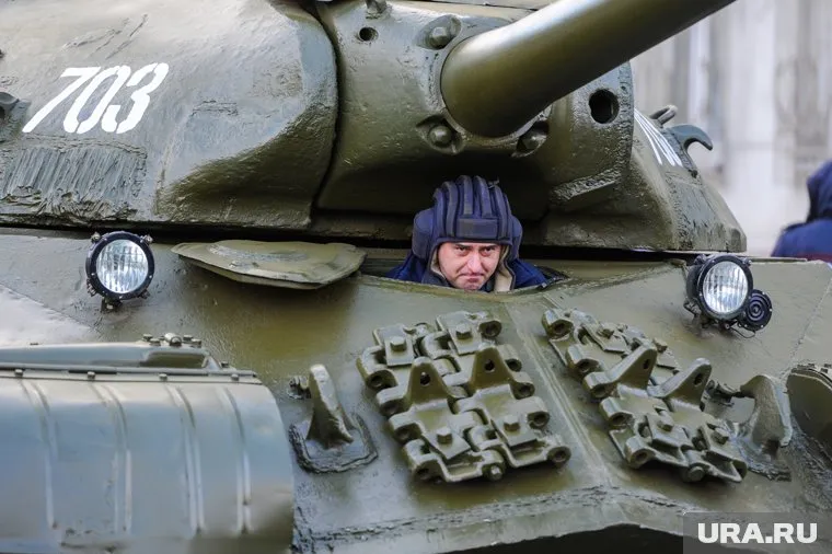 По мнению шведских экспертов, РФ стала более масштабно проводить учения