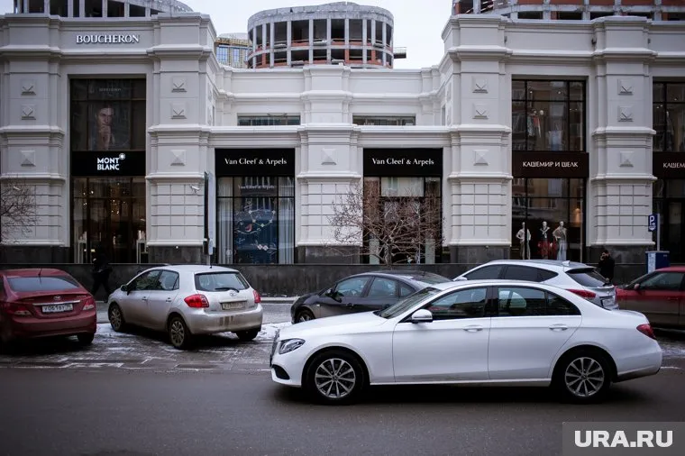 До этого техосмотр считался обязательным для машин старше трех лет.