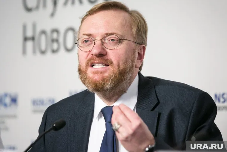 Депутат предложил всем политикам отчитаться о зарубежных доходах