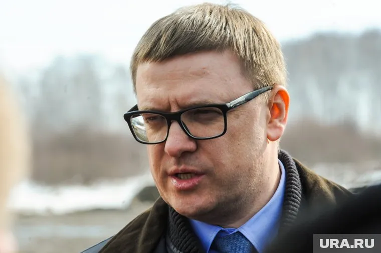 Алексей Текслер провел первое аппаратное совещание