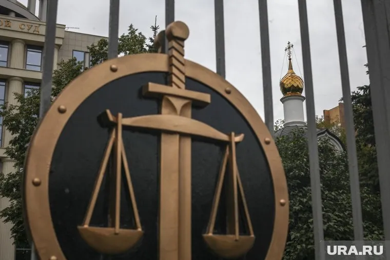 Поджечь удалось только дверь