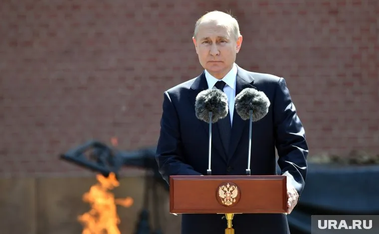 Владимир Путин в своей новой статье сделал акцент на вызовах, возникающих от расширения НАТО