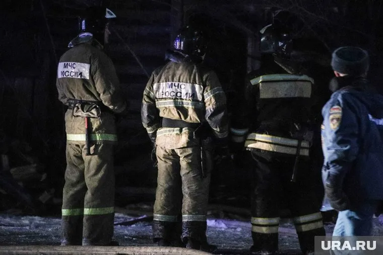 Пожар произошел в квартире, где проживала семья из трех человек (фото из архива)