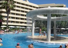 Роспотребнадзор и Ростуризм проверят турецкие курорты из-за вспышки Коксаки