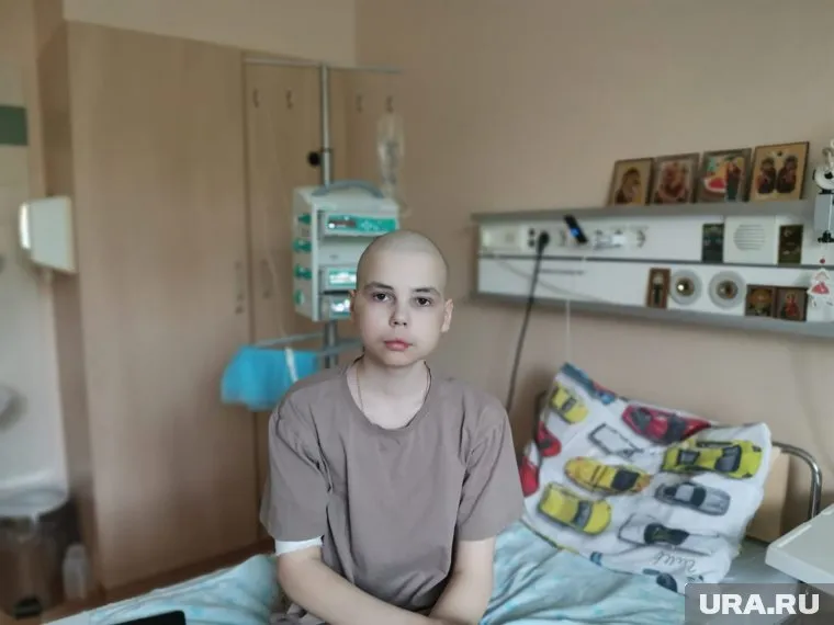 У 15-летнего Валерия Бурцева есть только один шанс на жизнь — CAR-T терапия