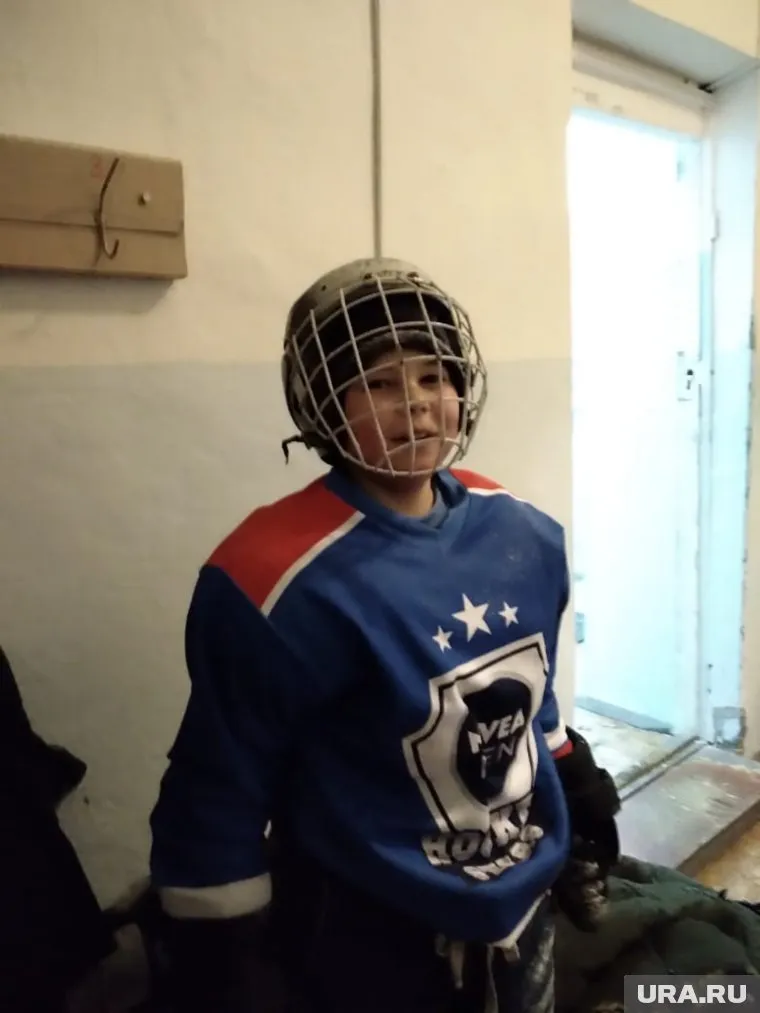 До болезни Валерий Бурцев занимался хоккеем