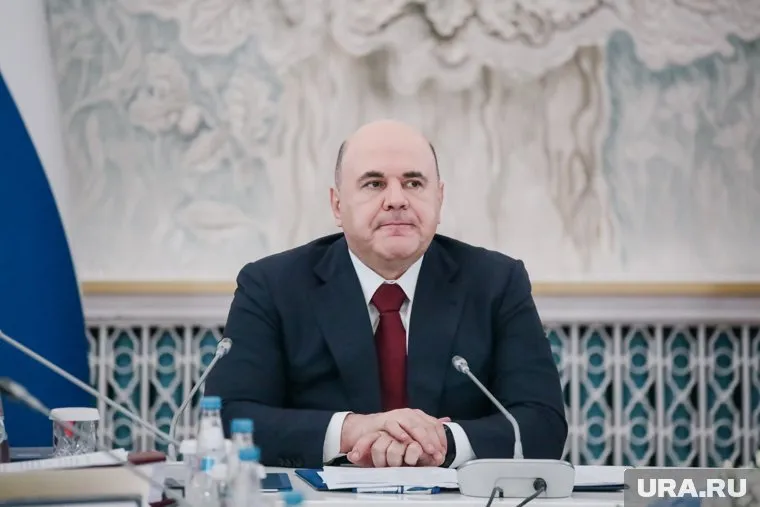 Мишустин встретился с детьми в рамках акции «Елка желаний» и исполнил их желания