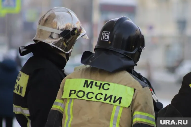 В центре Кургана загорелось складское помещение