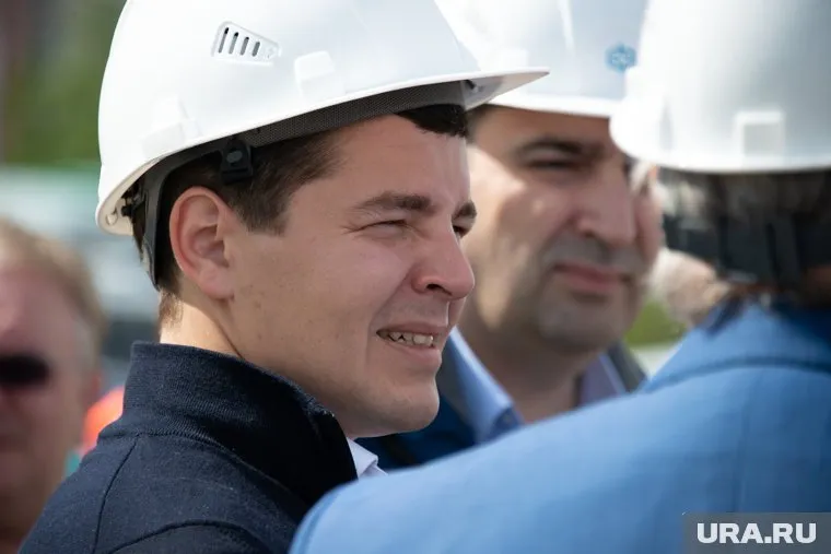 Дмитрий Артюхов осмотрел участок Пуровск — Коротчаево и остался недоволен