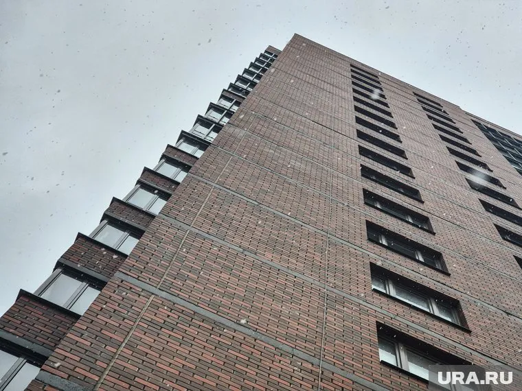 Жители ЖК «Европейский» в Нижневартовске шестой год живут с протекающей крышей