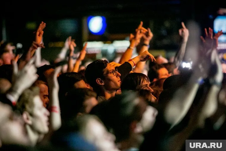 Меладзе никого не держит в группе насильно, пояснила она