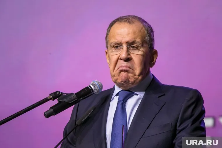 По словам Сергея Лаврова, РФ не нравится, что Хафтар будет все решать единолично