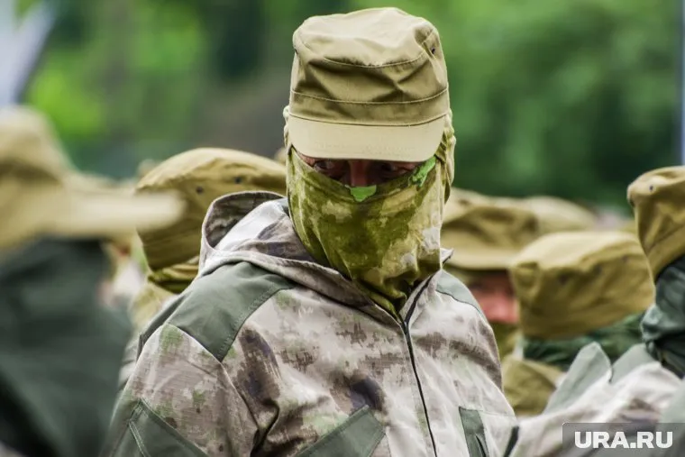 Поступив на службу военные единовременно получат миллион рублей