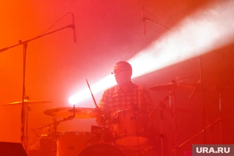 Сухой лед часто используют для создания тяжелого дыма на праздниках