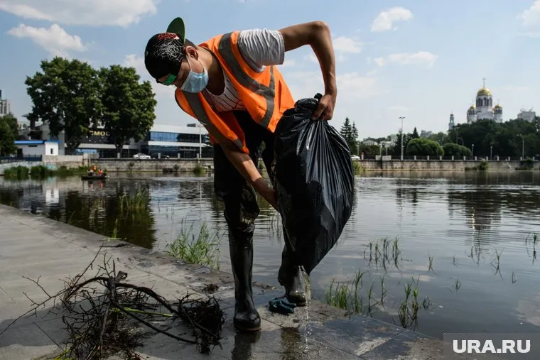 Трудовым мигрантам могут упростить въезд в Россию