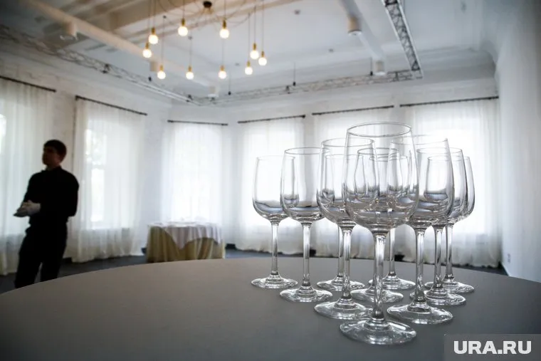 Найти недорогой коньяк можно за 500 рублей