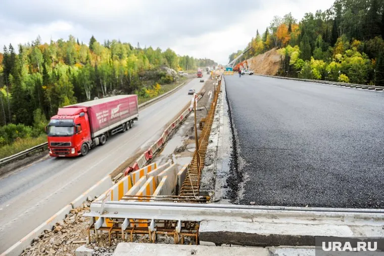 Движение перепустят со «старой» дороги на правую часть нового моста