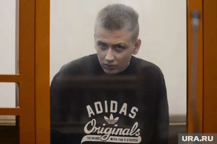 Кирилл Планков ждет начала оглашения приговора