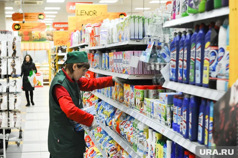 Количество смен для работников торгового зала удвоилось за год