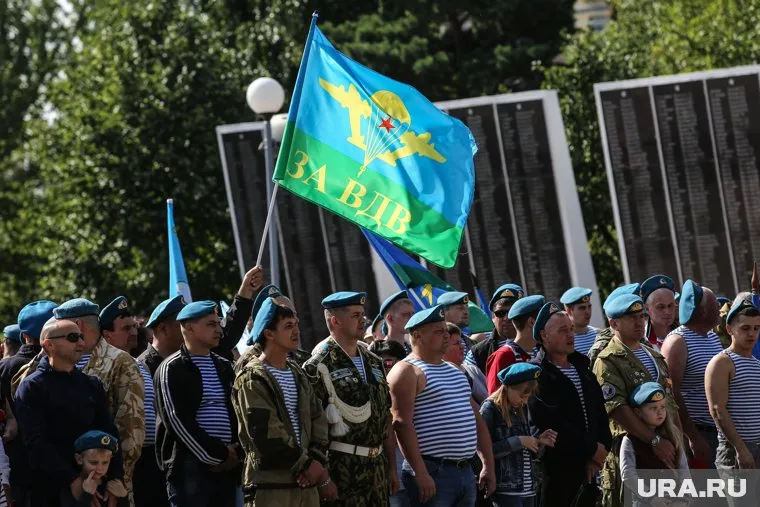 Десантники остались недовольны решением отменить массовые мероприятия