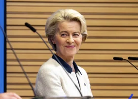 Фон дер Ляйен потребовала навсегда избавиться от энергоресурсов России