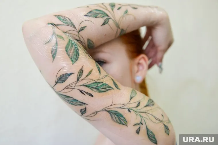 В Челябинске начали делать татуировки по нейросети